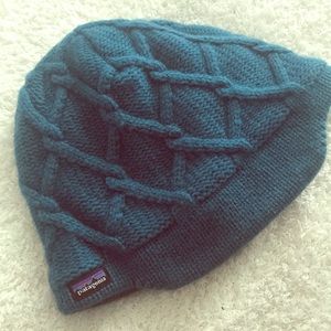 Patagonia beenie hat